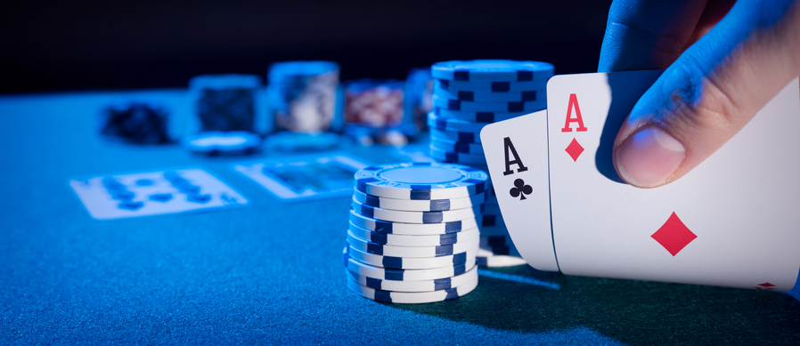 Must Have List Of What’s the Difference Between Online and Offline Poker? Networks